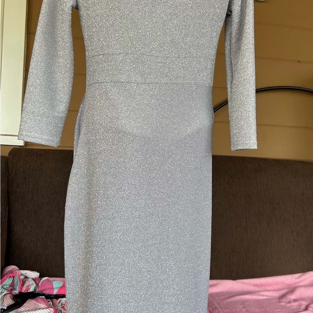 Dress - Picture 2 of 3